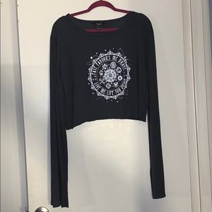 long bell sleeved crop top